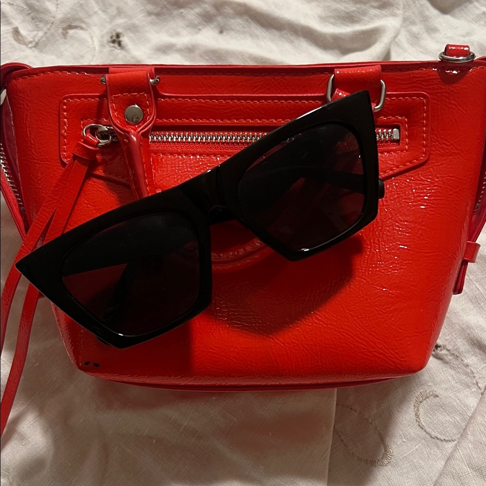 Trendy Black cat eye Sunglasses